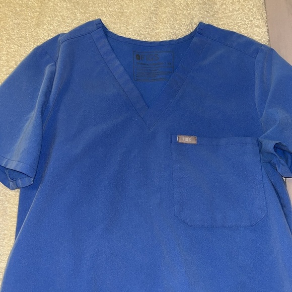 Figs Women’s Blue V-Neck Scub Shirt- extra small - Picture 3 of 4